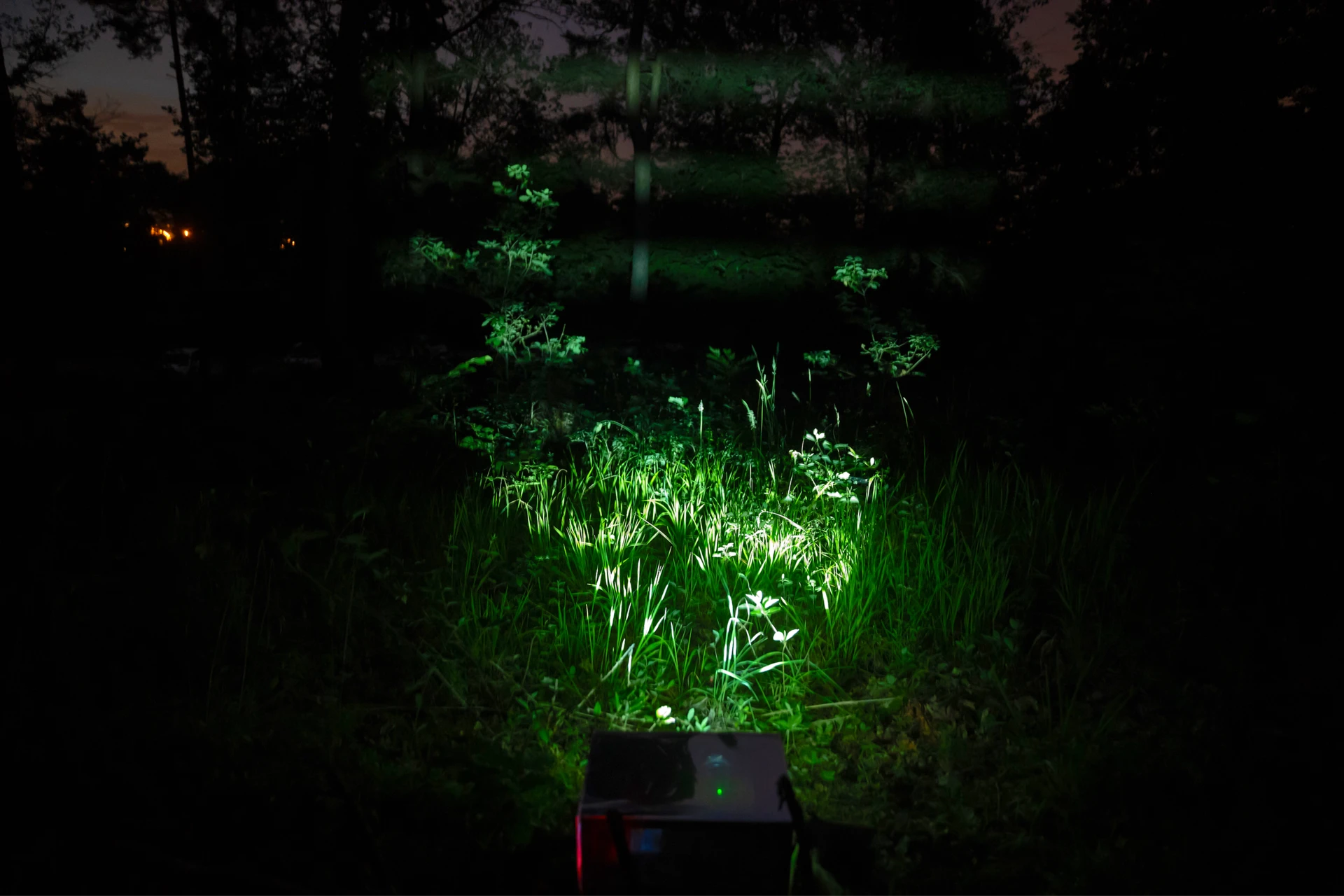 Trames noires (Machines Studio)